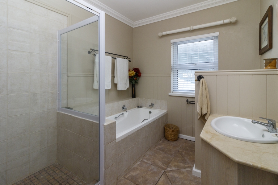 6 Bedroom Property for Sale in Royal Alfred Marina Eastern Cape